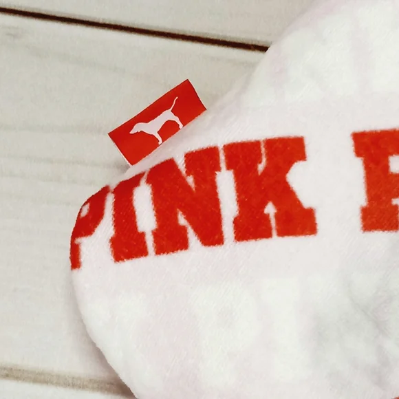 VS PINK Christmas Stocking 🌟Limited Edition!🌟 - Picture 7 of 13